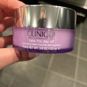 CLINIQUE take the day off cleansing balm. Brand new.